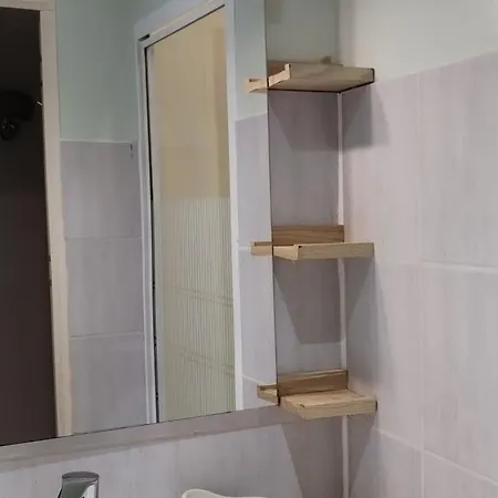 Agreable Mobil Кемпинг *