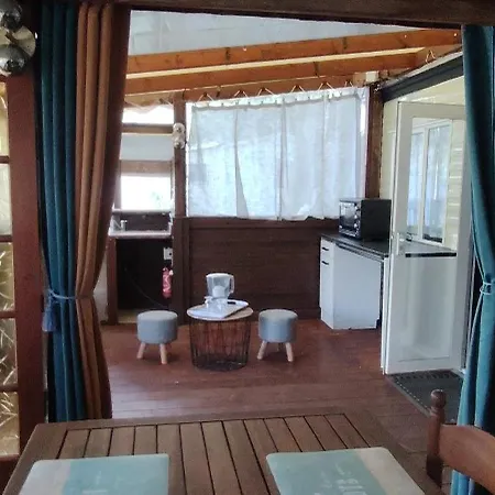 مكان تخييم Mobil-home 4 Pers Avec Terrasse - & Ocean A